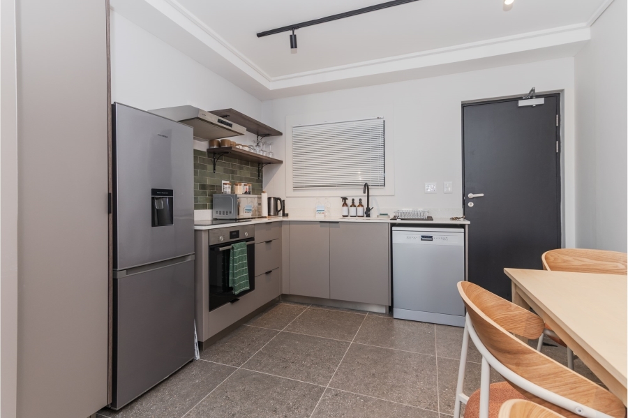 2 Bedroom Property for Sale in Muizenberg Western Cape